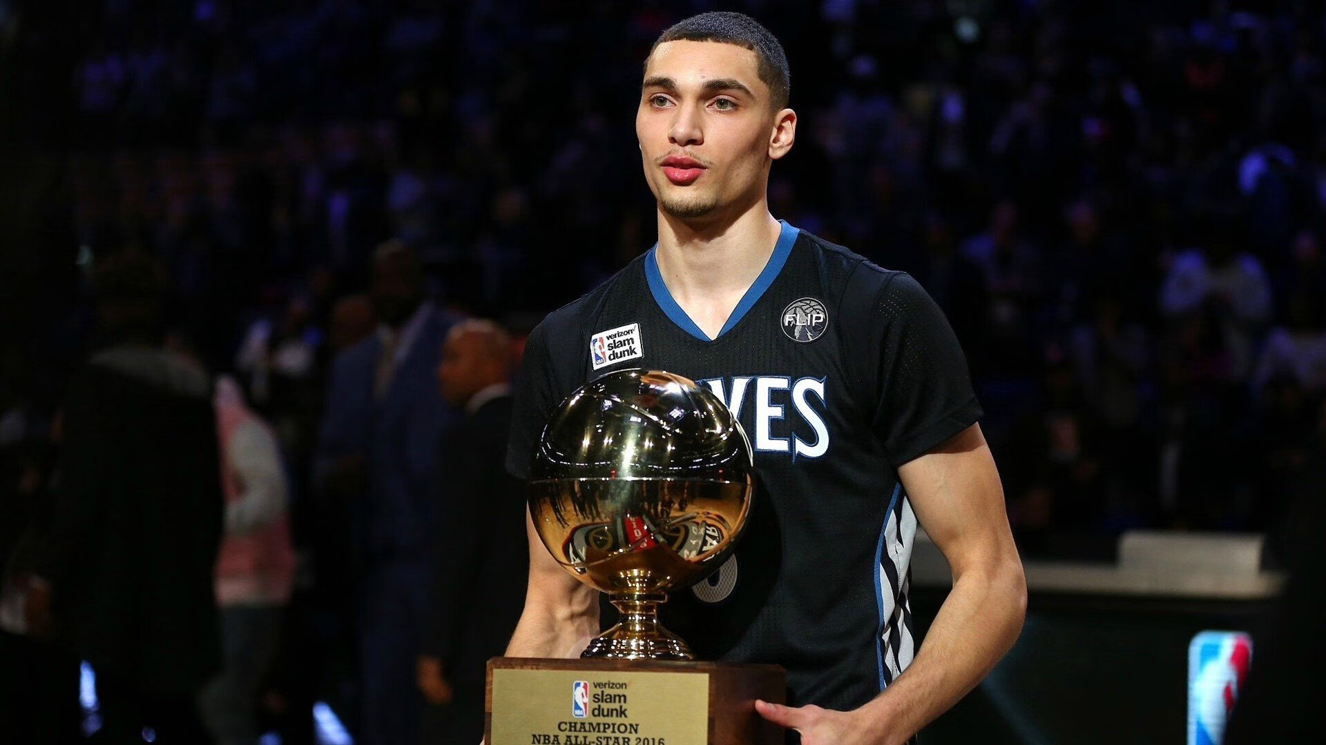 _先锋创意赛：结合舞蹈、音乐的多元素比赛_，舞蹈元素多元化